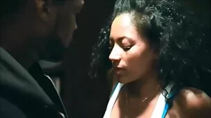 Tira de un jugoso bisexual videos caseros coño rubio sobre su gran polla y eyacula en ella