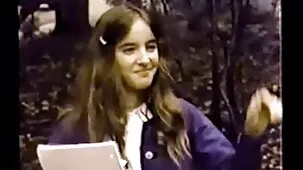 La hermana le sugirió al videos porrno caseros hermano que cambiara el masturbador por su hermoso coño