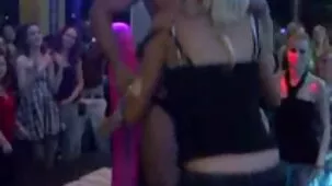 Eyaculación interna en chica universitaria peluda y gorda videos caseros amateur gratis con enormes tetas naturales