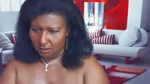 Hermosa mujer compró ropa interior rosa nueva videos pornos caseros para su novio