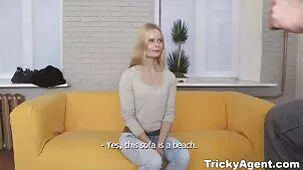 Chicos vestidos como gallos videos pornocaseros gratis fríen dos hermosas debajo de la falda