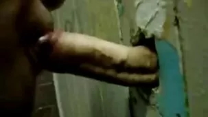 La estricta Kiki Minaj puede convertir fácilmente a cualquier hombre de negocios en lesvianas videos caseros un cornudo