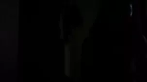Porno apasionado en la oficina en la mesa con sexo casero amater belleza roja cabalgando sobre una gran polla