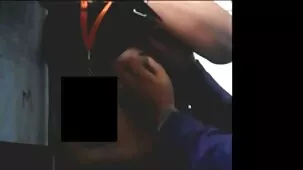 Una hijastra porn gratis casero con cabello corto se levantó del cáncer, insinuando anal