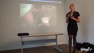 Me filmaron como compañera de cuarto satisfaciéndose a sí video casero xxx misma y me divorcié en anal