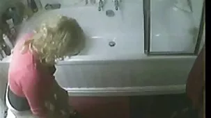 Un comerciante abusó de un ladrón y el mejor casero xxx le pisó el coño