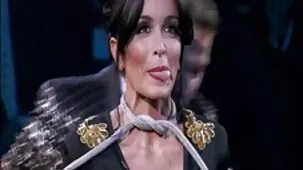 Papá gris se folla a rubia con hermosos videos de xexo casero besos en el culo y eyacula en su boca