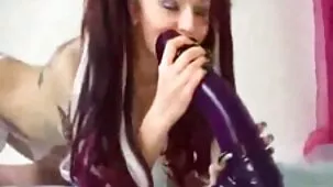 La vecina Charlie Red siempre lo odió, videos caseros xxx reales pero cuando se suponía que debía tener relaciones sexuales, vino de visita.