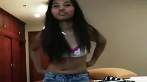 Cunnilingus, mamada profunda y sexo caliente con una xxx gratis videos caseros mulata delgada en la cama