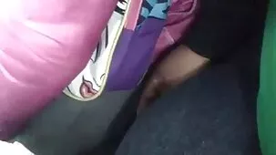 Pareja se besa en secreto con una estricta madre e sexo casero gratis mexicano hija
