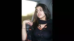 Con un pene en la boca, el día del río Danni se vuelve buscar videos pornos caseros mucho más interesante