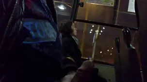 Misterioso matón sorprende a una chica rusa videos caseros de penetracion anal con habilidades para lamer