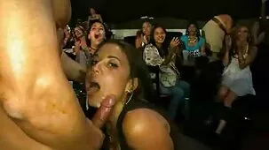 Rubia de hermosas tetas naturales insistió videos pormo caseros gratis en la mañana