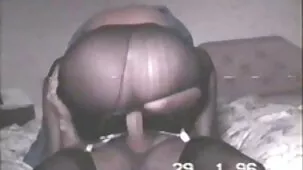 Milf mostró su culo durante una carrera videos caseros lesbicos y atrajo a un hombre a tener sexo