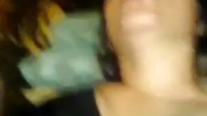 Beso Beso Negro se folla duro a una chica latina en la boca, le folla las sexo casero para ver mejillas y la hace besar