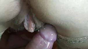 Chica tatuada con videos caseros lesbicos rastas juego con un hombre