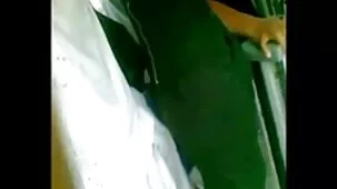Morena con grandes tetas naturales seduce al casero amateur xxx guardia de seguridad en hyper