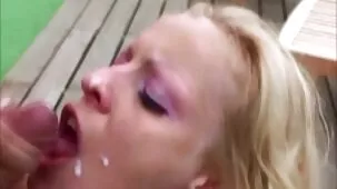 Milf pelirroja videos sexo casero hd está lista para entregarse en el culo para aumentar