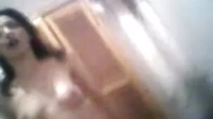 Adria Rae ver videos porno caseros reales no puede dormir sin caricias nocturnas